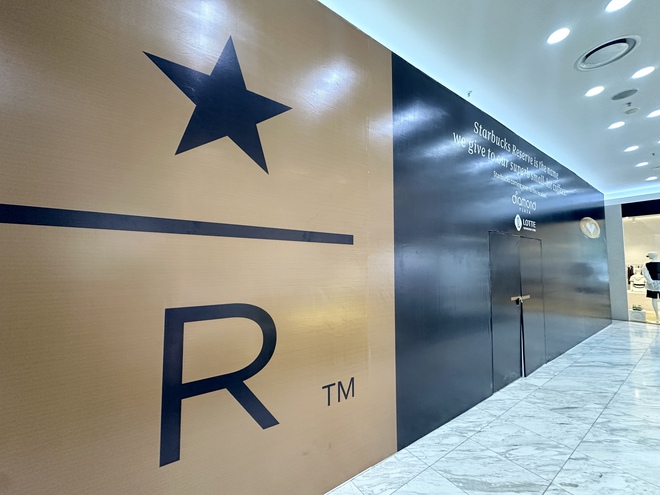 Cận cảnh Starbucks Reserve tại "địa điểm vàng" TP.HCM sắp khai trương, cách vị trí cũ Hàn Thuyên chỉ vài bước chân- Ảnh 6.
