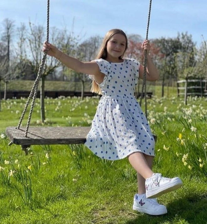 Tiểu thư Harper Beckham lớn rồi, xinh đẹp xuất sắc!- Ảnh 6.