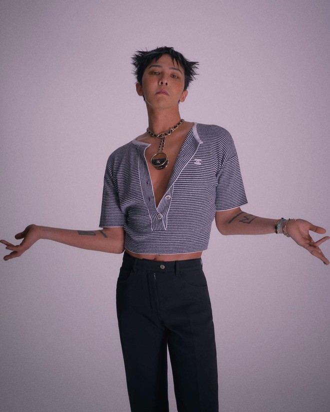 Bờ vai "Thái Bình Dương" của G-Dragon: Là đẹp trời cho hay nhờ tập gym?- Ảnh 8. Bờ vai "Thái Bình Dương" của G-Dragon: Là đẹp trời cho hay nhờ tập gym?- Ảnh 8.