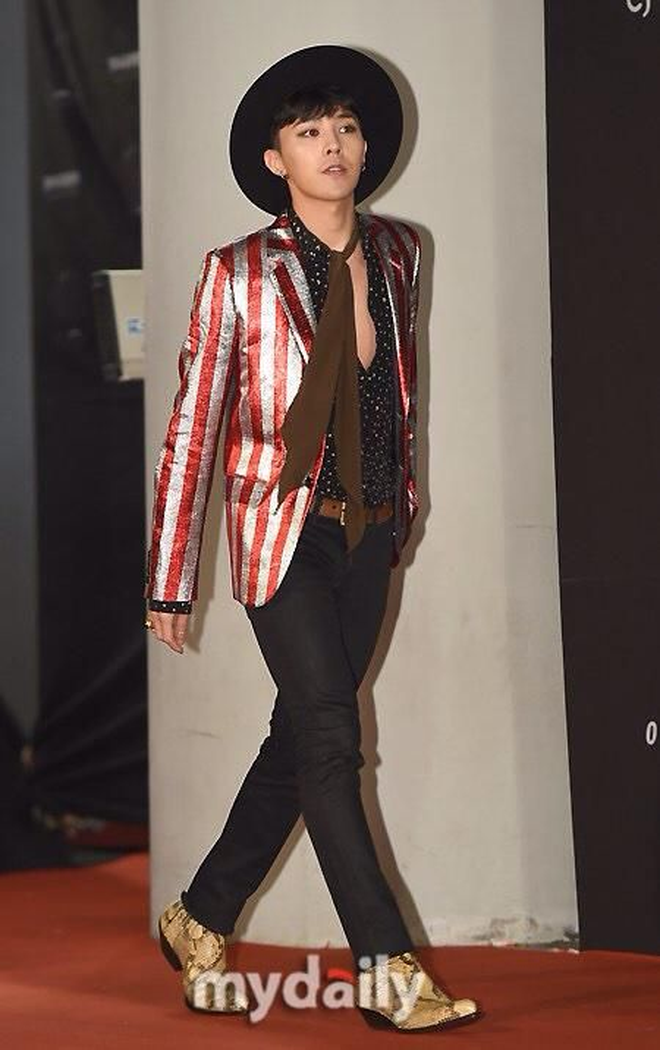 G-Dragon cũng có ngày bắt chước Sơn Tùng M-TP hay sao?- Ảnh 14. G-Dragon cũng có ngày bắt chước Sơn Tùng M-TP hay sao?- Ảnh 14.