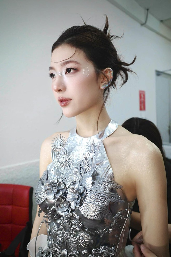 Mỹ nữ "Red Flag" hot rần rần YouTube đang được ví như Suzy là ai?- Ảnh 5. Mỹ nữ "Red Flag" hot rần rần YouTube đang được ví như Suzy là ai?- Ảnh 5.