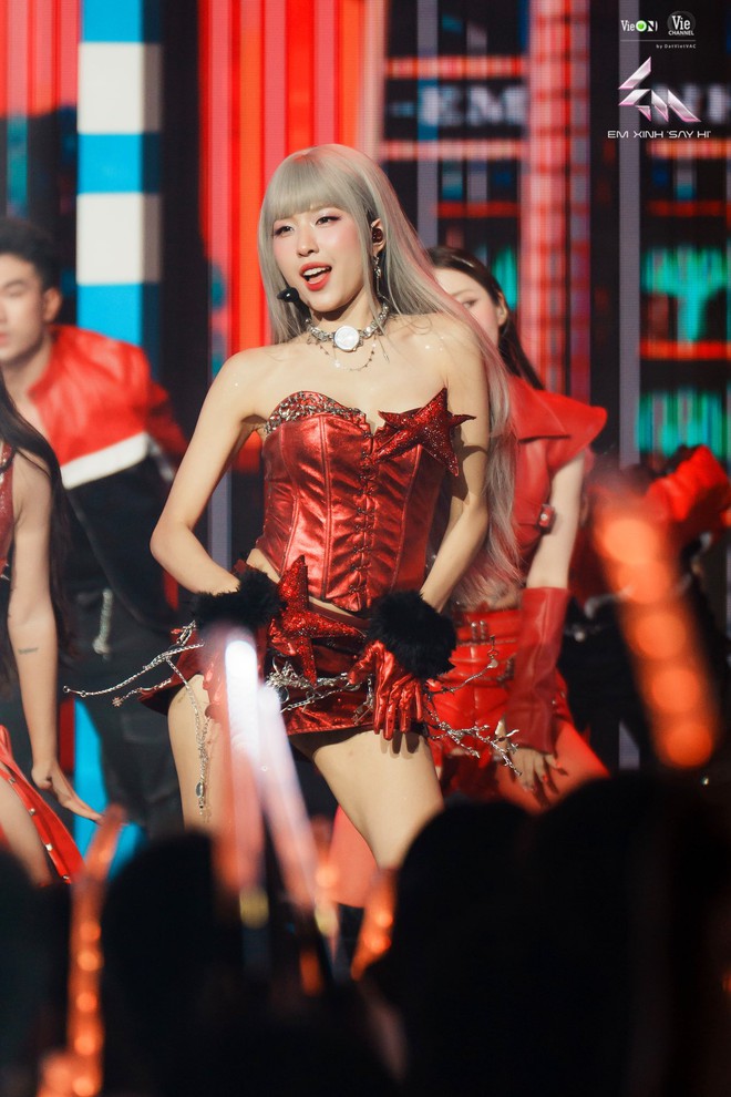 Mỹ nữ "Red Flag" hot rần rần YouTube đang được ví như Suzy là ai?- Ảnh 1. Mỹ nữ "Red Flag" hot rần rần YouTube đang được ví như Suzy là ai?- Ảnh 1.