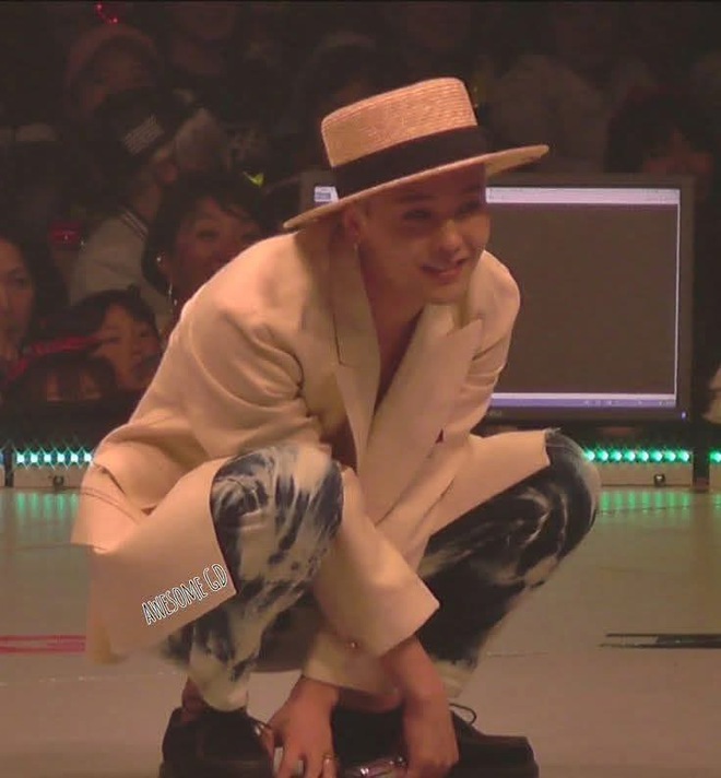 G-Dragon cũng có ngày bắt chước Sơn Tùng M-TP hay sao?- Ảnh 15. G-Dragon cũng có ngày bắt chước Sơn Tùng M-TP hay sao?- Ảnh 15.