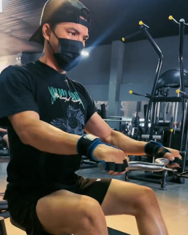 Chăm tập gym, bạn gái HIEUTHUHAI tăng cân nhanh "như Thánh Gióng", body vẫn vạn người mê- Ảnh 14.