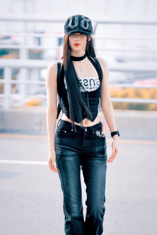 Mỹ nhân Nhật Bản khiến gần 1 triệu người điêu đứng với loạt khoảnh khắc cam thường cực bén- Ảnh 12. Mỹ nhân Nhật Bản khiến gần 1 triệu người điêu đứng với loạt khoảnh khắc cam thường cực bén- Ảnh 12.