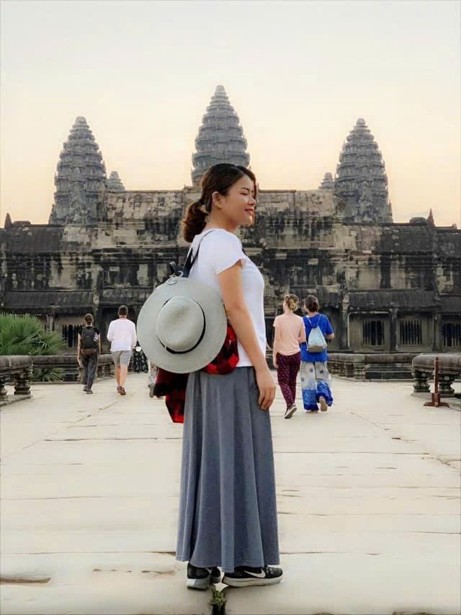 Một mình đi 100 nước, cô gái bị cướp giật, ngộ độc nặng cũng không nản, khẳng định điều này khi nhắc tới Việt Nam- Ảnh 3.