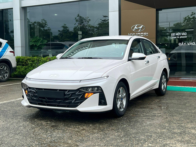 8 xe Hyundai ưu đãi lên đến cả trăm triệu: Accent bán chạy bậc nhất cũng có mặt- Ảnh 1.