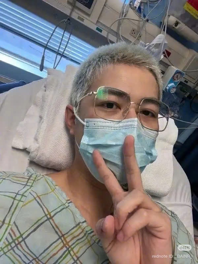 Nam diễn viên khổ nhất showbiz đăng đàn gây hoang mang tột độ: "Mong đây là lần phẫu thuật cuối cùng"- Ảnh 2.