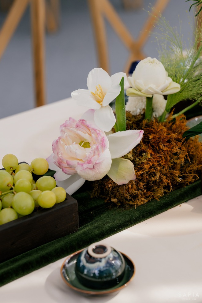 Trọn vẹn đám hỏi của Hương Liên và thiếu gia điển trai: Từng chi tiết đều hướng về cô dâu- Ảnh 7.