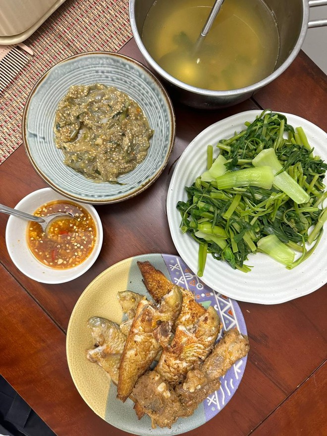 Ăn sáng cơm nhà: Điều gì đang xảy ra với hàng loạt người trẻ thế này?- Ảnh 4.