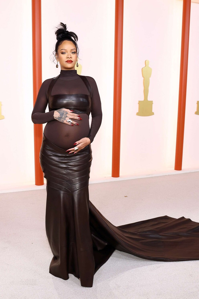 H'Hen Niê là mẹ bầu "ngông" nhất fashion show, hình tượng gợi nhớ ngay tới Rihanna- Ảnh 6.