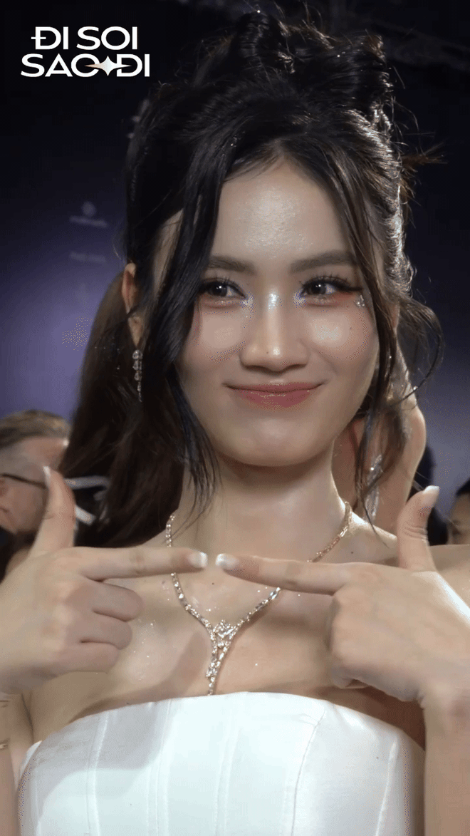 HOT: Camera siêu zoom “bóc” nhan sắc dàn mỹ nhân ở fashion week, Tiểu Vy - Nhã Phương phải dè chừng mỹ nhân U60- Ảnh 7.