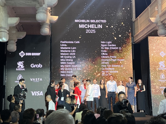 Top quán cơm quê vừa lọt danh sách MICHELIN Guide 2025: Nơi đạt 1 sao vẫn bán trứng chiên rẻ hơn Dượng Bầu!- Ảnh 3.