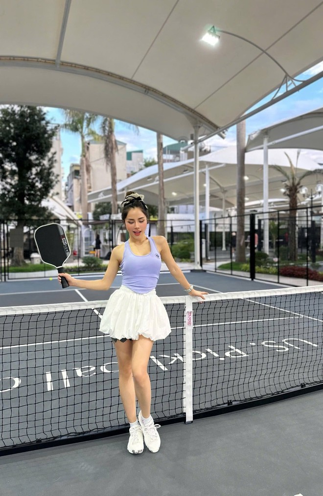 Nữ MC nổi tiếng “trầy da tróc vảy” vì pickleball, bố đại gia tổ chức luôn giải cho con gái ẵm cúp rồi giải nghệ- Ảnh 5.