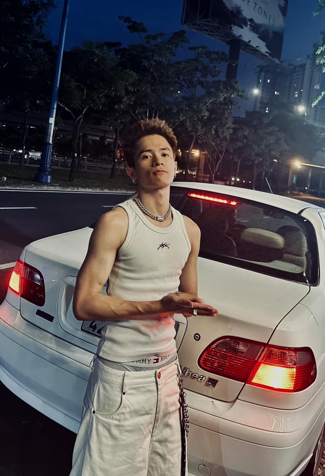 Thêm Em Xinh bị bóc hẹn hò với 1 rapper hot trên toàn thế giới, đàng trai còn chẳng buồn giấu diếm mối quan hệ- Ảnh 8. Thêm Em Xinh bị bóc hẹn hò với 1 rapper hot trên toàn thế giới, đàng trai còn chẳng buồn giấu diếm mối quan hệ- Ảnh 8.