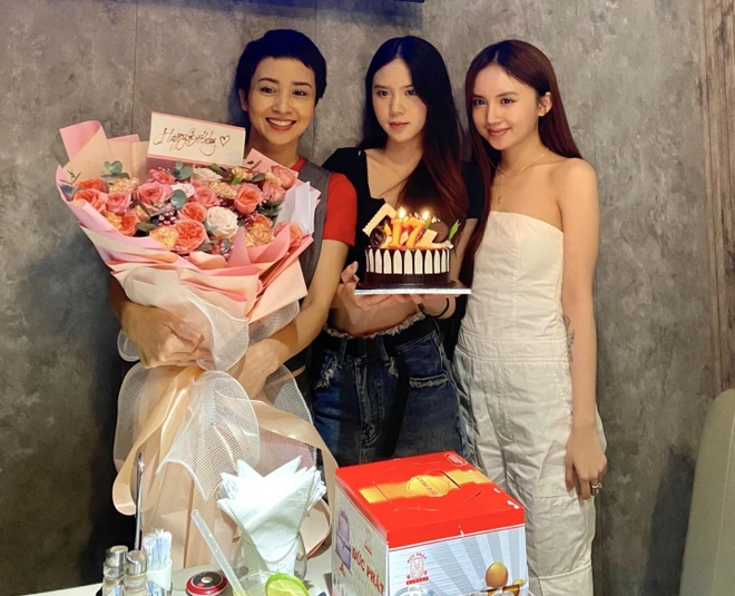 Con gái "nữ hoàng wushu" Thúy Hiền gây sốt với visual xinh như hoa hậu, body nóng bỏng, chuẩn bị "debut" làm ca sĩ- Ảnh 6. Con gái "nữ hoàng wushu" Thúy Hiền gây sốt với visual xinh như hoa hậu, body nóng bỏng, chuẩn bị "debut" làm ca sĩ- Ảnh 6.
