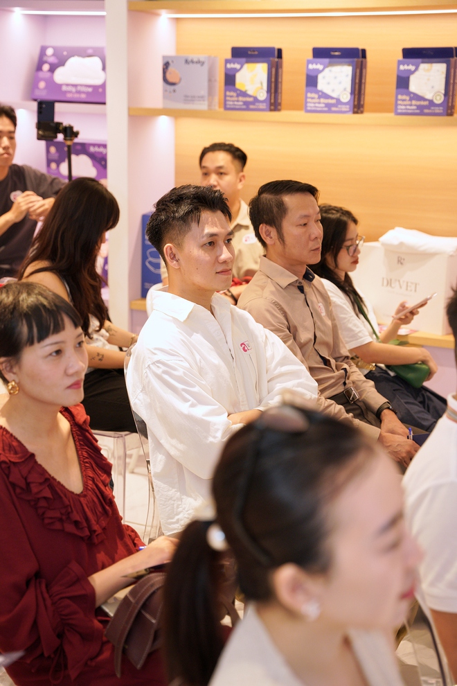 Ru9 chào Hà Nội với loạt ưu đãi lớn chưa từng có nhân dịp khai trương Showroom cơ sở 228 Cầu Giấy- Ảnh 5. Ru9 chào Hà Nội với loạt ưu đãi lớn chưa từng có nhân dịp khai trương Showroom cơ sở 228 Cầu Giấy- Ảnh 5.