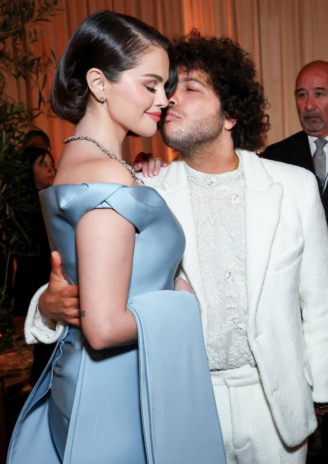 Selena Gomez đổ cả đống tiền vào hôn lễ tháng 9, Taylor Swift chưa xác nhận tham dự?- Ảnh 3.