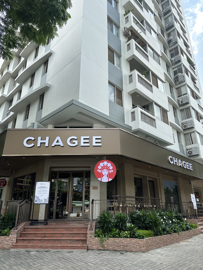 Cận cảnh cửa hàng Chagee Việt Nam bất chấp dư luận, số phận mặt bằng vàng ở phố đi bộ ra sao?- Ảnh 4.