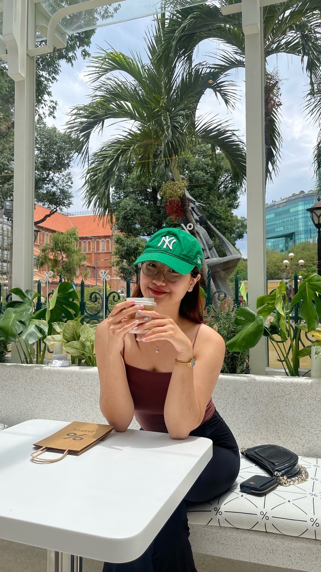 Thì ra Tân Hoa Hậu xinh thế này, chẳng cần vương miện vẫn tỏa sáng- Ảnh 12. Thì ra Tân Hoa Hậu xinh thế này, chẳng cần vương miện vẫn tỏa sáng- Ảnh 12.