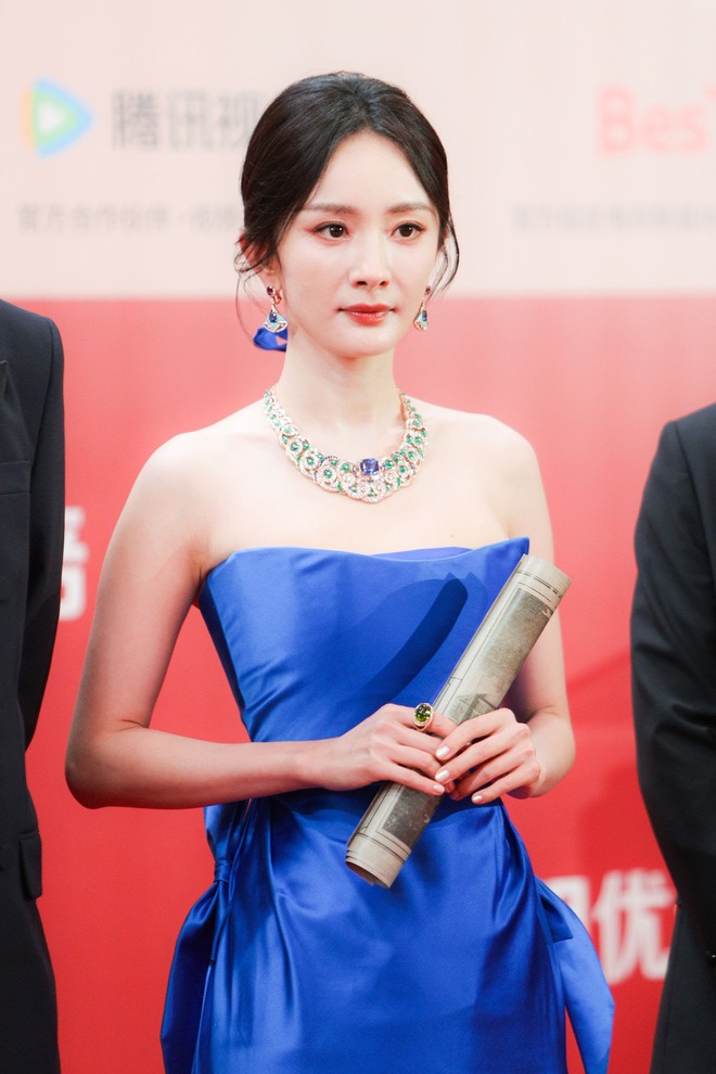 Sao nam "mồm miệng kém duyên không ai bằng" gây thù với cả showbiz, sắp bị "hất cẳng" khỏi giới?- Ảnh 4.