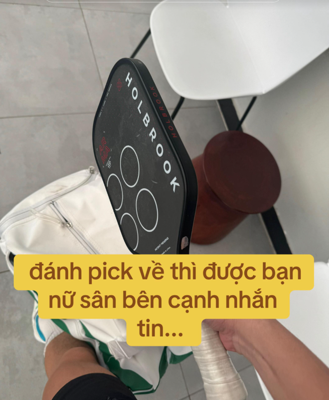 Pickleball: “Đánh dở thì hét nhỏ thôi, nhức đầu vô cùng”- Ảnh 5.