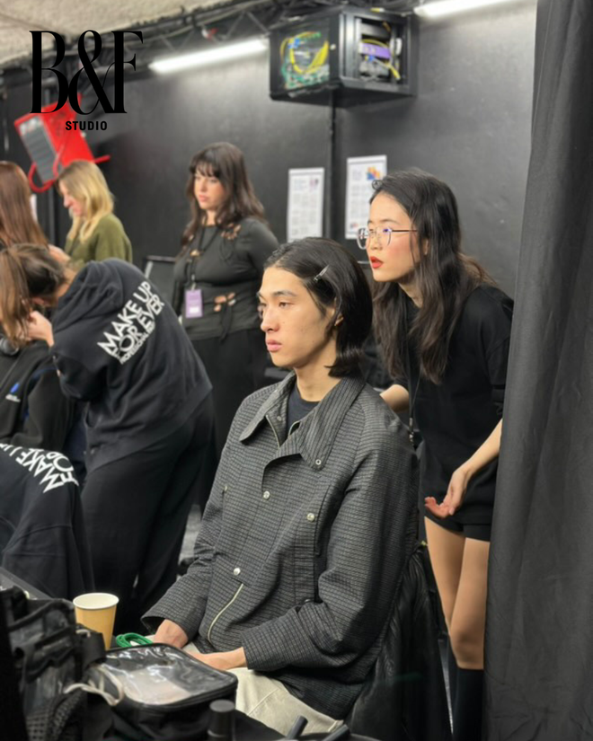 Du học sinh Việt tay ngang làm makeup, trúng cơ hội vàng tại Paris Fashion Week: Bình tĩnh, hít thở sâu, mình làm được!- Ảnh 7. Du học sinh Việt tay ngang làm makeup, trúng cơ hội vàng tại Paris Fashion Week: Bình tĩnh, hít thở sâu, mình làm được!- Ảnh 7.