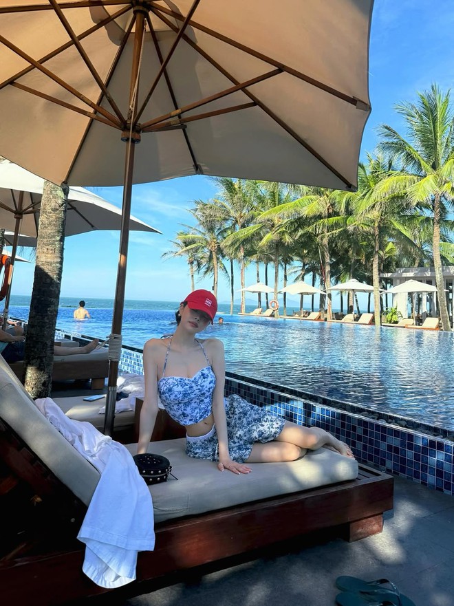 Sao Hàn đi du lịch Việt Nam: Mặc đơn giản mà xinh mê tơi!- Ảnh 16.