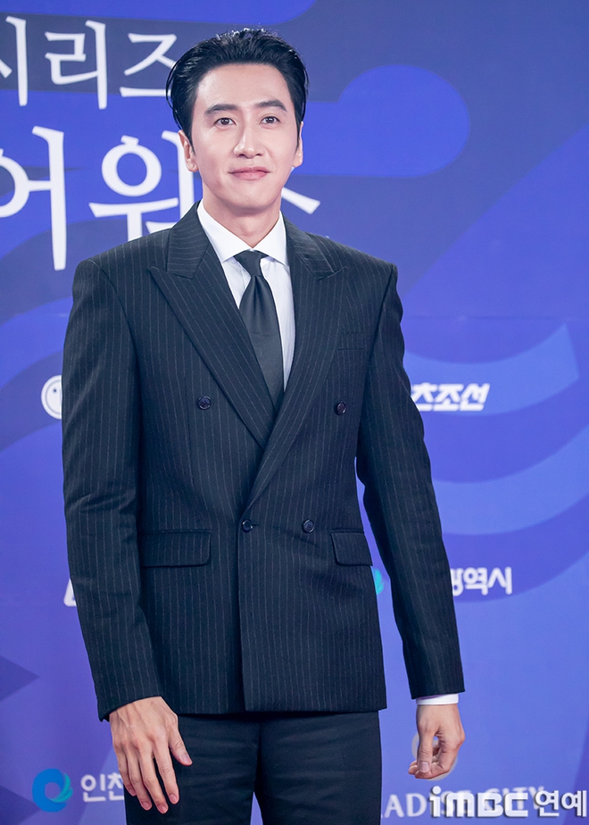 Không tin được đây là Lee Kwang Soo?- Ảnh 6.