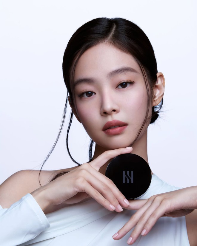 Jennie kết thúc mối quan hệ 6 năm, fan đồng tình vì idol không được coi trọng- Ảnh 1.