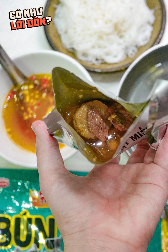 Kiểm chứng bún chả ăn liền: Hương vị thế nào mà rần rần khắp cõi mạng?- Ảnh 14.