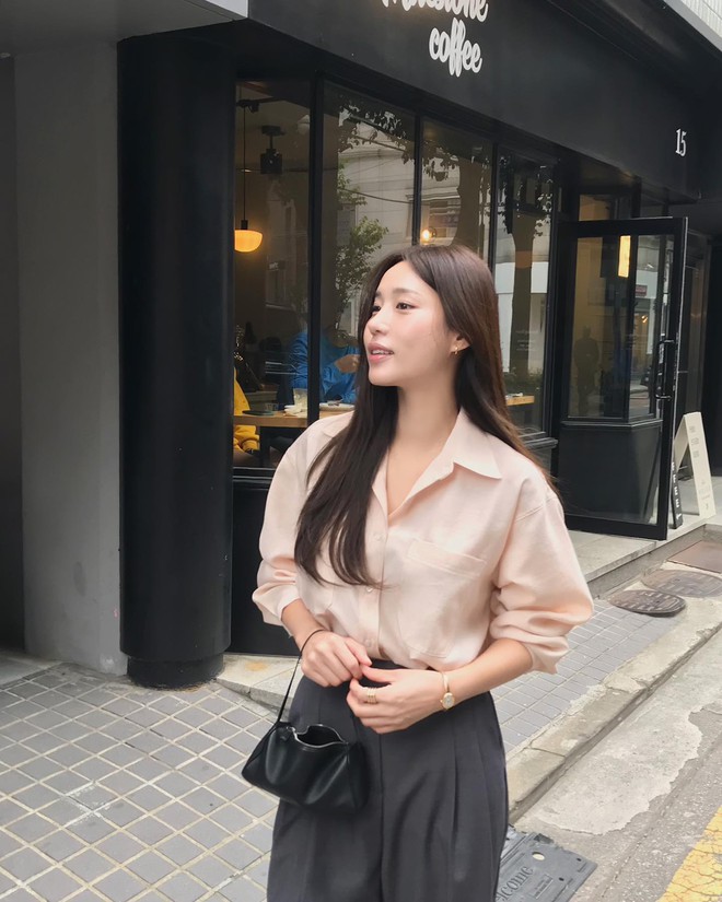 Sáng suốt nhất lúc này là sắm 5 món thời trang công sở giúp mặc đẹp từ giờ đến tận cuối mùa thu- Ảnh 7.