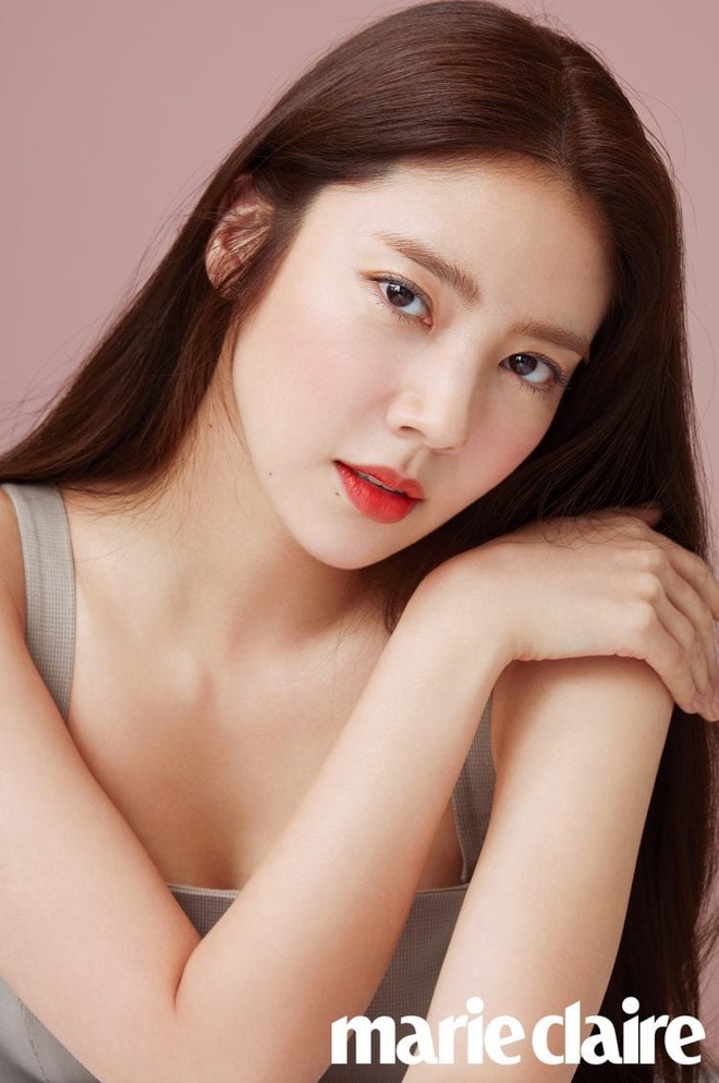 Hôn nhân cay đắng của "nữ hoàng sexy showbiz": Bị chồng lừa đẻ, vất vả chăm con một mình như mẹ đơn thân- Ảnh 3.