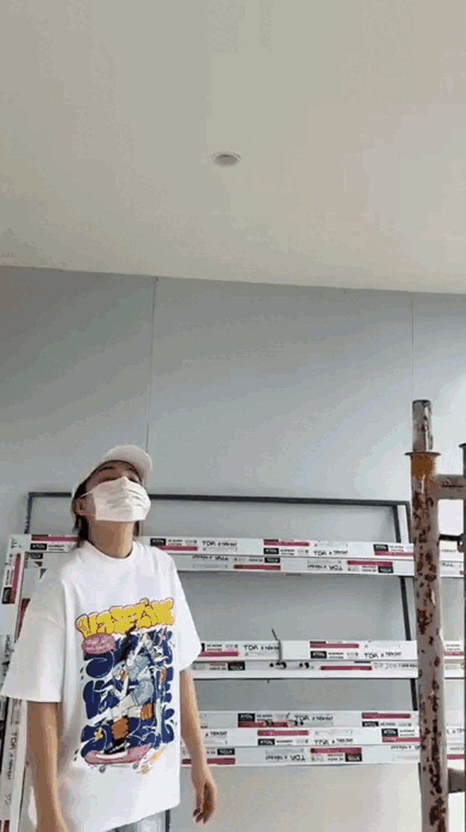 Kiếp nạn xây nhà của Trinh Phạm: "Bị ghost" vào phút 80, khóc dở mếu dở trong ngôi nhà chưa hoàn thiện- Ảnh 9.