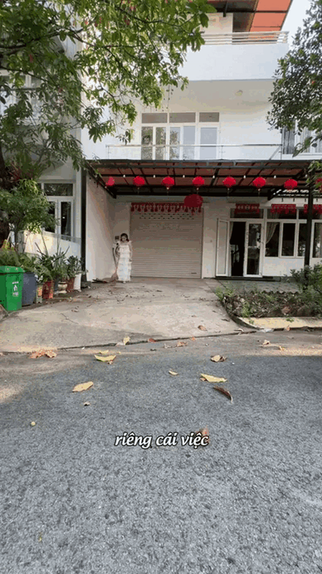 Kiếp nạn xây nhà của Trinh Phạm: "Bị ghost" vào phút 80, khóc dở mếu dở trong ngôi nhà chưa hoàn thiện- Ảnh 4.