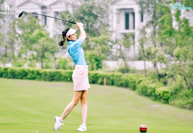 Đẹp và sang trong từng khung hình chơi thể thao, MC Mai Ngọc có bí quyết giữ dáng cực đỉnh!- Ảnh 12.