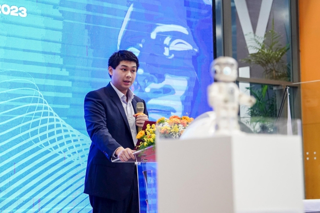 Thiếu gia út nhà tỷ phú Johnathan Hạnh Nguyễn quay lại thời đỉnh cao visual- Ảnh 2. Thiếu gia út nhà tỷ phú Johnathan Hạnh Nguyễn quay lại thời đỉnh cao visual- Ảnh 2.