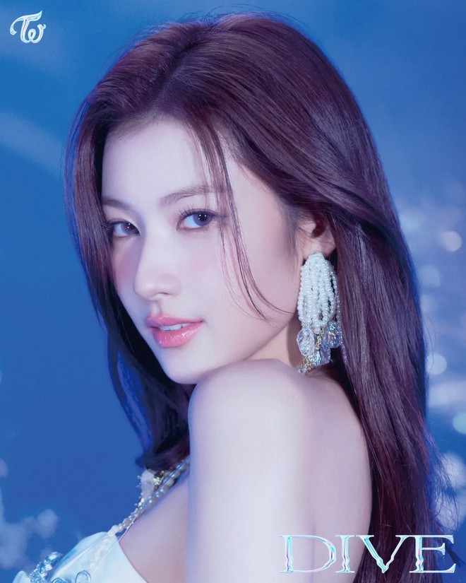 Video nữ ca sĩ lau người giữa concert hot khắp MXH vì sexy nghẹt thở, giọt mồ hôi "thần thánh" là có thật?- Ảnh 13.