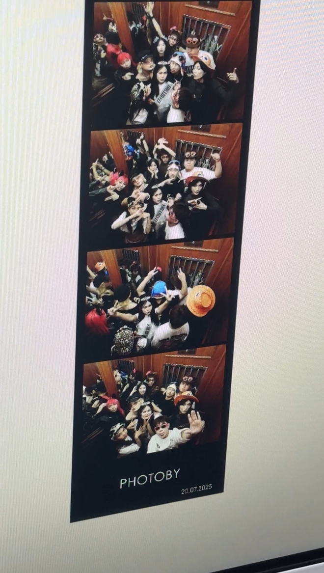 Cơn sốt photobooth quay trở lại và càn quét khắp nơi: Có nơi 150k/ảnh, xếp hàng đợi 8 tiếng vẫn khiến giới trẻ phát cuồng- Ảnh 17.