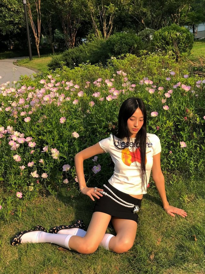 Gái Việt được báo Trung khen "mỹ nhân ngàn năm có một": Nhan sắc chấp camera thường, style đơn giản nhưng xịn đét- Ảnh 23.