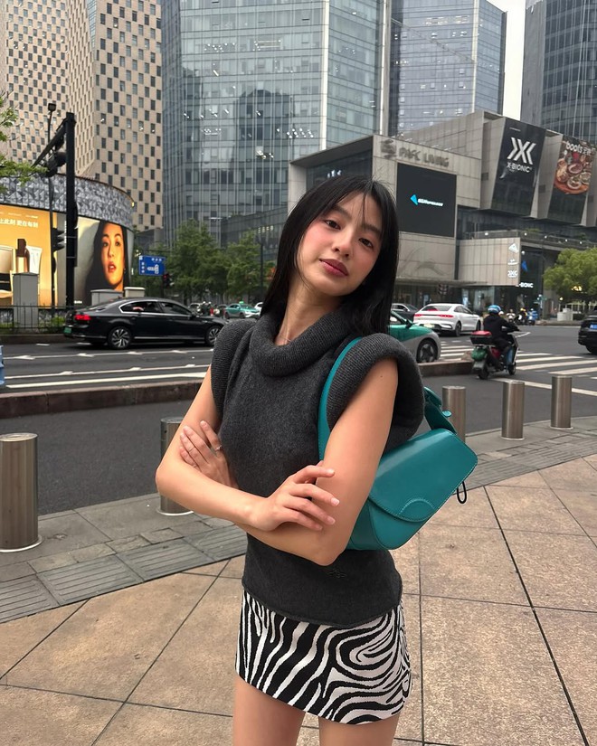 Gái Việt được báo Trung khen "mỹ nhân ngàn năm có một": Nhan sắc chấp camera thường, style đơn giản nhưng xịn đét- Ảnh 21.