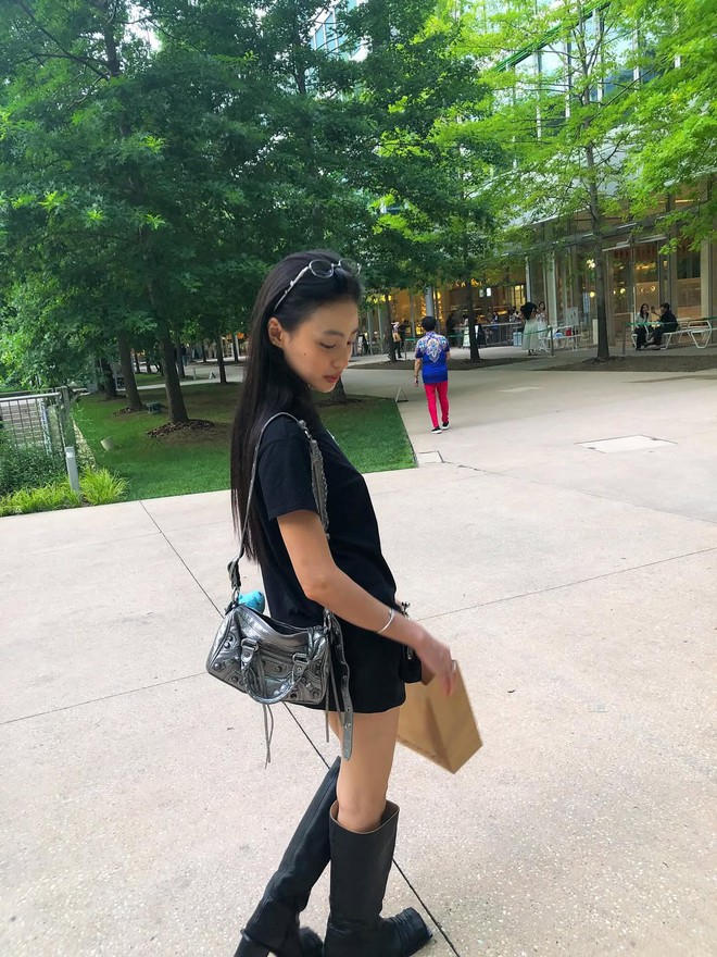 Gái Việt được báo Trung khen "mỹ nhân ngàn năm có một": Nhan sắc chấp camera thường, style đơn giản nhưng xịn đét- Ảnh 8.