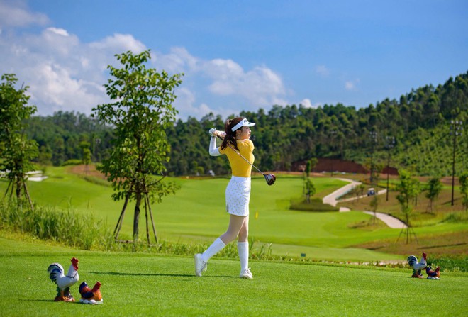 "Phó Chủ tịch" Đỗ Mỹ Linh giữ vai trò mới ở tập đoàn nghìn tỷ nhà bầu Hiển, visual đỉnh chóp, chân dài gây sốt!- Ảnh 3.
