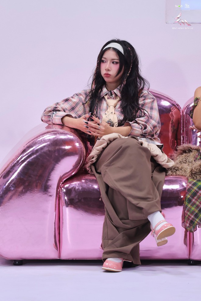 Em Xinh Say Hi gây sốc khi công bố người đứng nhất bảng, netizen bức xúc “đập bàn” đòi công bằng!- Ảnh 4.