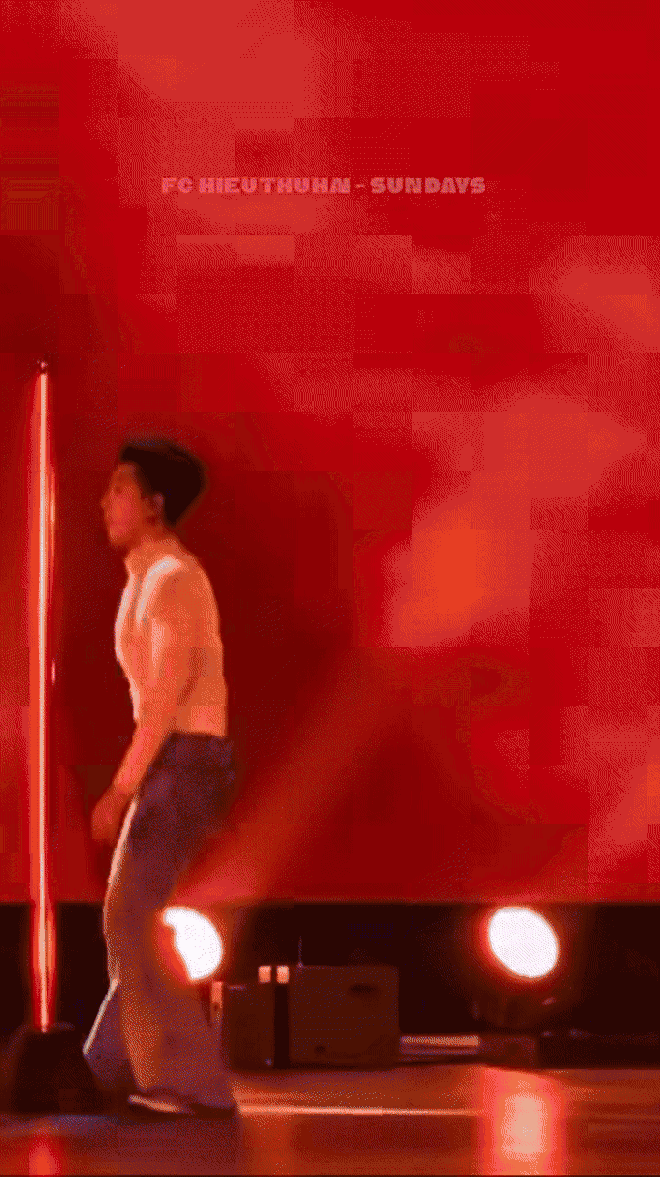 HIEUTHUHAI quá bạo: Khoe body cực nét uốn éo sexy HIEUTHUHAI quá bạo: Khoe body cực nét uốn éo sexy