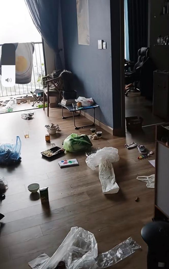 Người mẹ chán nản khi thấy con trai và con dâu "ra đường quần là áo lượt, về nhà không khác gì chuồng lợn"!- Ảnh 3. Người mẹ chán nản khi thấy con trai và con dâu "ra đường quần là áo lượt, về nhà không khác gì chuồng lợn"!- Ảnh 3.