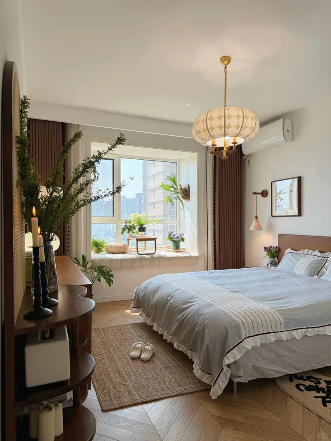 Căn hộ của nữ nhiếp ảnh gia gây sốt MXH: Cảm giác "chữa lành" quá mạnh mẽ, đẹp như poster phim- Ảnh 15.