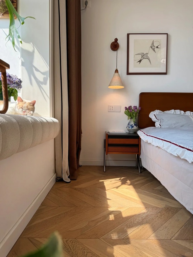 Căn hộ của nữ nhiếp ảnh gia gây sốt MXH: Cảm giác "chữa lành" quá mạnh mẽ, đẹp như poster phim- Ảnh 18.
