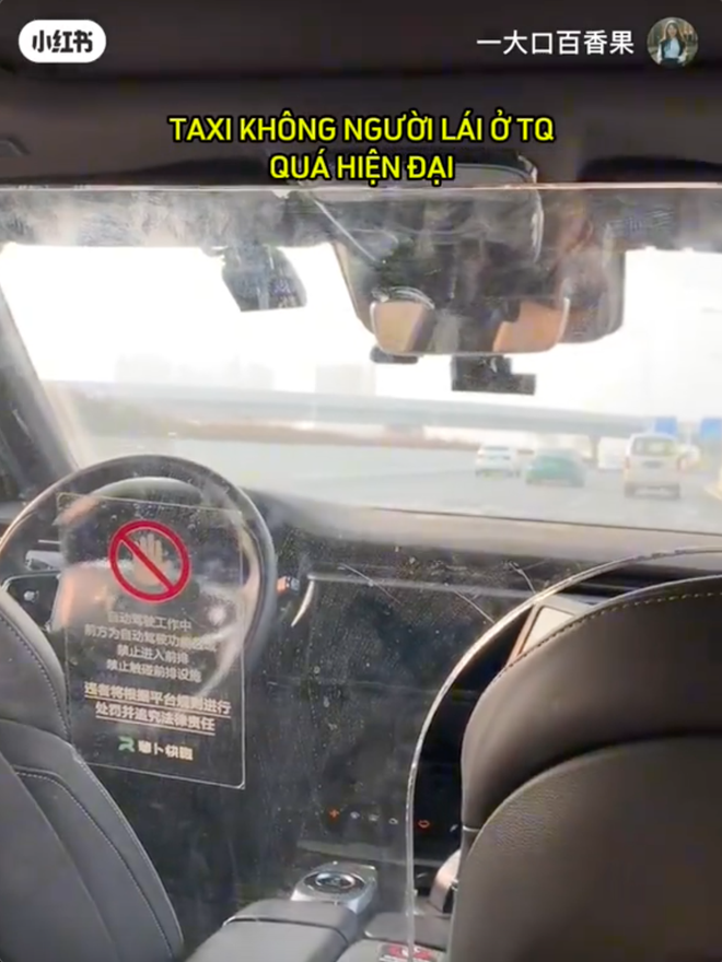 Khách Việt thử gọi taxi "độc lạ" ở Trung Quốc, thốt lên: "Họ đang sống ở năm 2050"!- Ảnh 5.