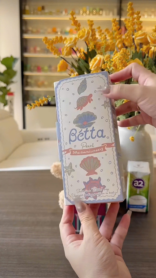 Ngắm BST bình sữa "cực đắt" nhà Bétta: Có bình lên đến hơn 17 triệu là chuyện bình thường, không hề "ảo giá" chút nào!- Ảnh 22. Ngắm BST bình sữa "cực đắt" nhà Bétta: Có bình lên đến hơn 17 triệu là chuyện bình thường, không hề "ảo giá" chút nào!- Ảnh 22.
